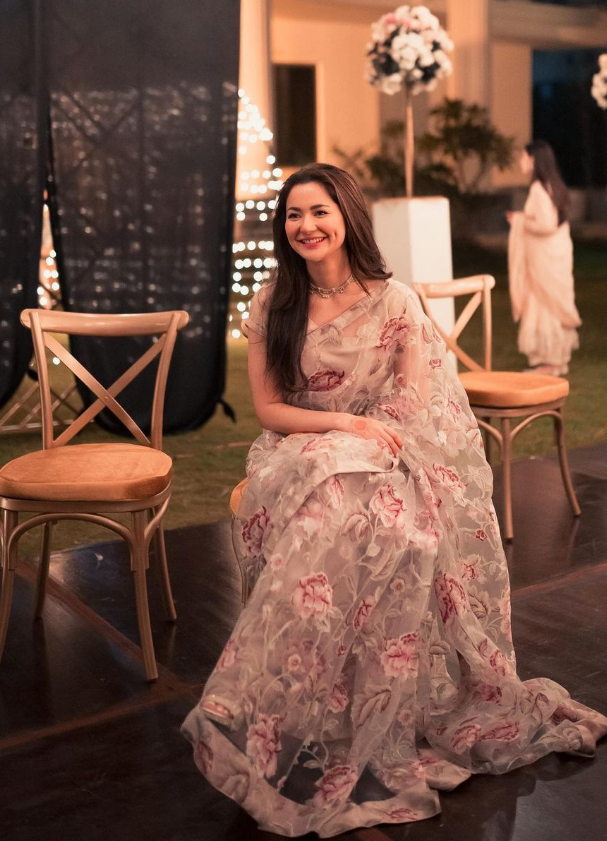 Hania Aamir: The Pakistani Star Who Won Indian Hearts h6