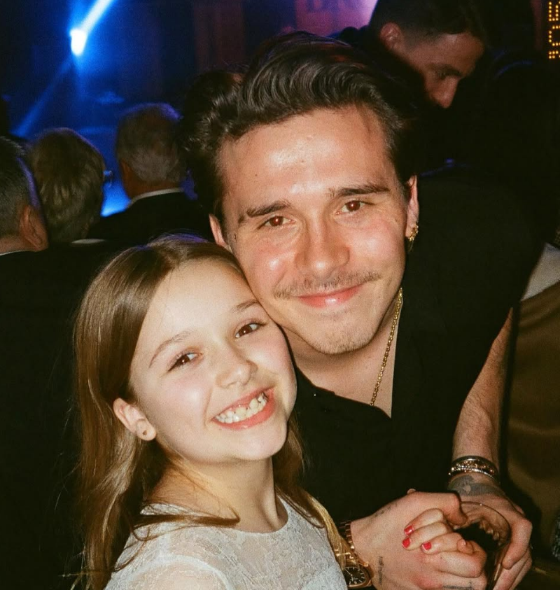 Brooklyn Peltz Beckham: Complete Biography, Career Journey, Marriage, Net Worth & Family Rift broo sis