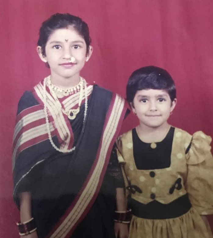 Mrunal Thakur Biography: Age, Height, Movies, Career, Relationships, Net Worth & Latest News (2026) m4