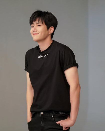 Kim Seon-ho: The Art of Becoming A Journey from Quiet Dreams to Global Stardom annotation 2026 03 19 104401